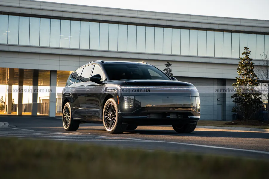 Hyundai затемнила Ioniq 9 і зробила його розкішнішим