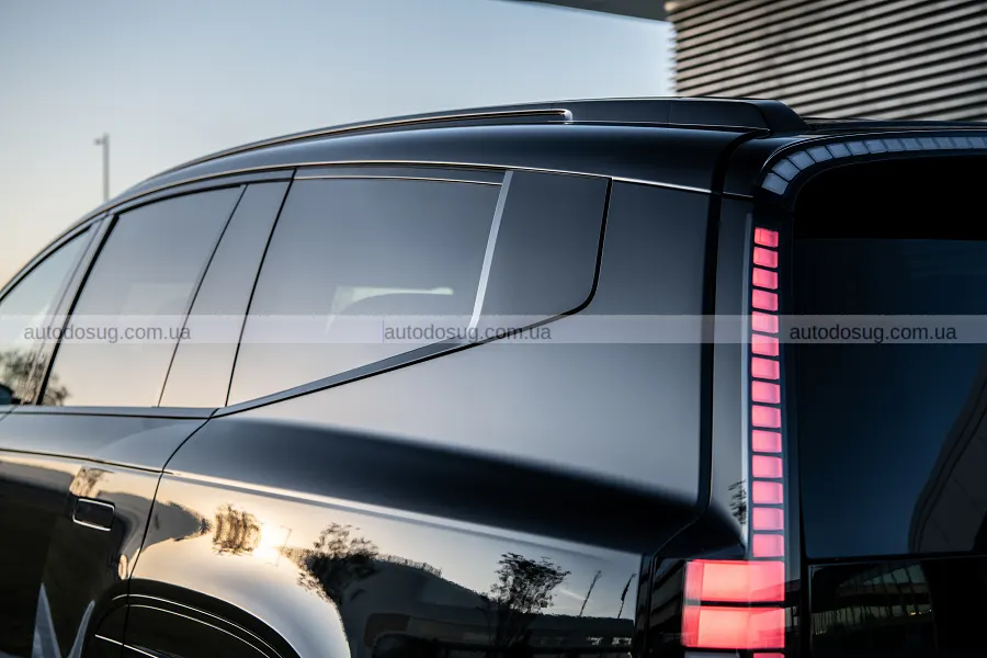 Hyundai затемнила Ioniq 9 і зробила його розкішнішим