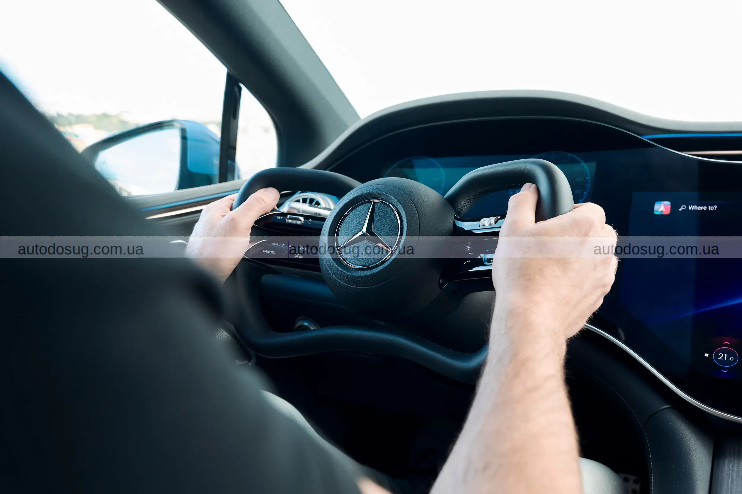 Mercedes EQS отримує кермо як у літака і змінює відчуття від керування