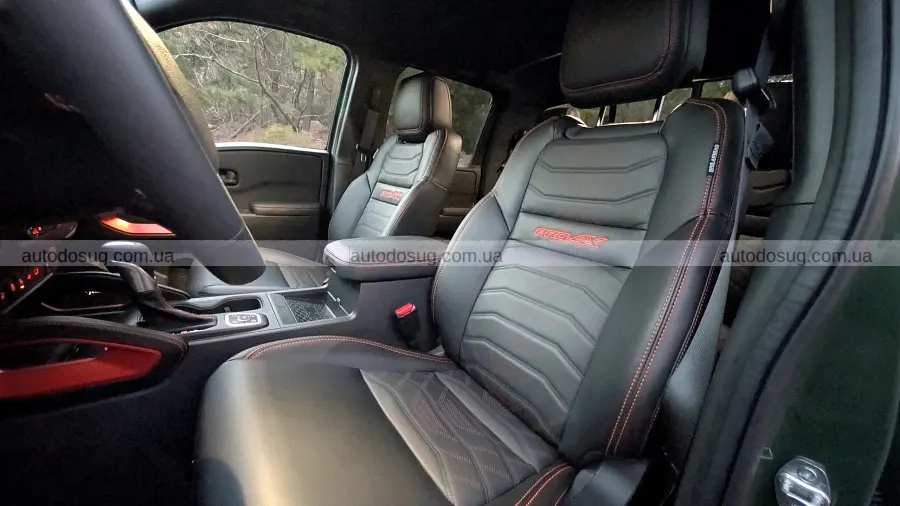 Nissan Frontier лишився простим і цим підкупив