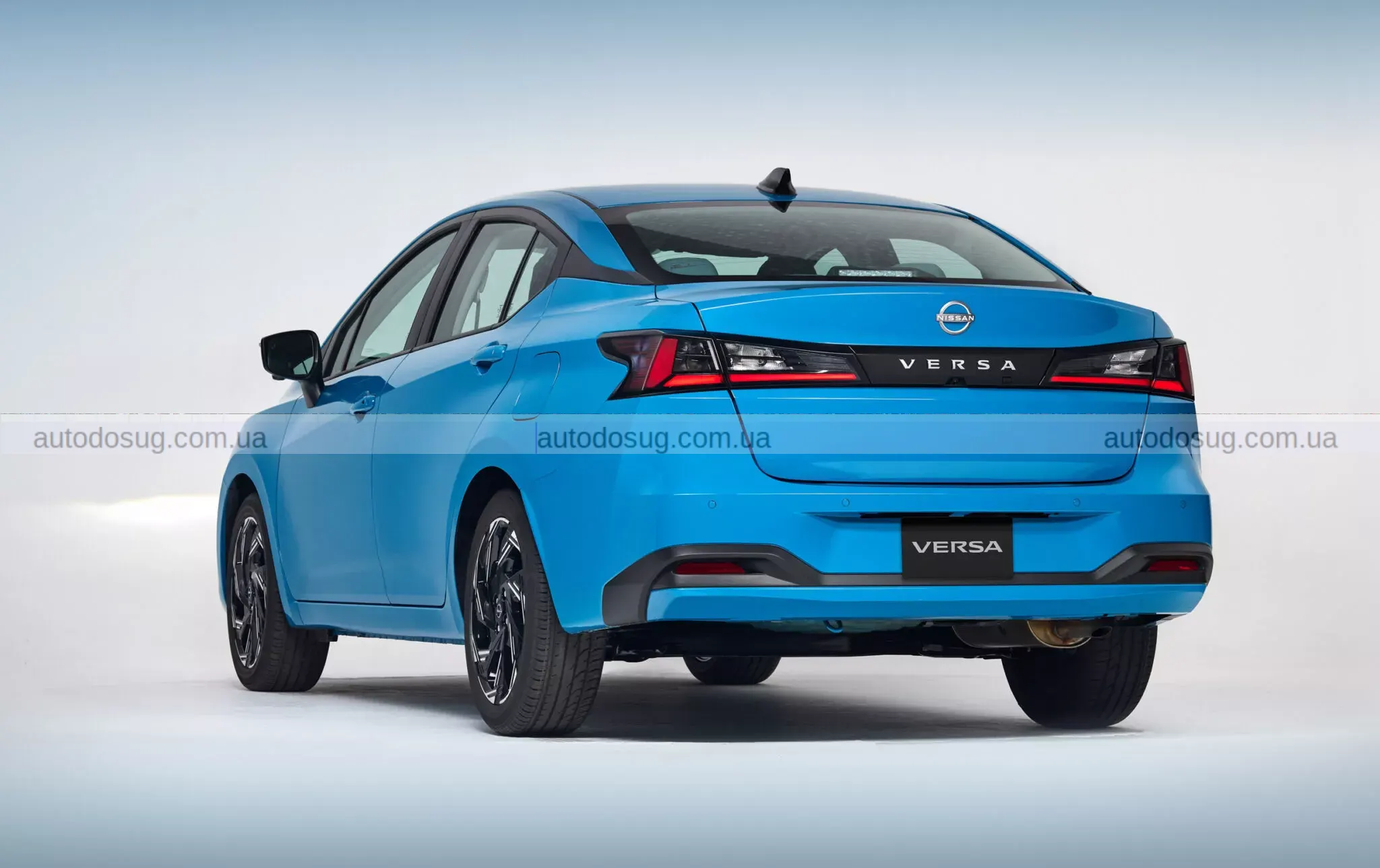 Nissan шукає дешевий седан і стикається з жорсткою реальністю