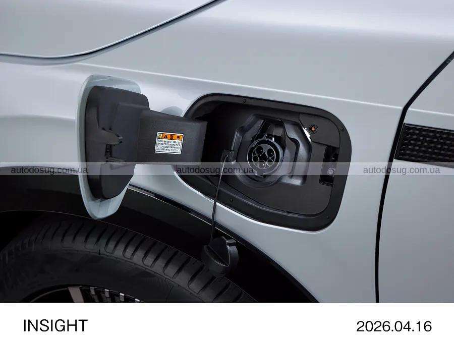 Новий Honda Insight для Японії: 500 км і малі тиражі