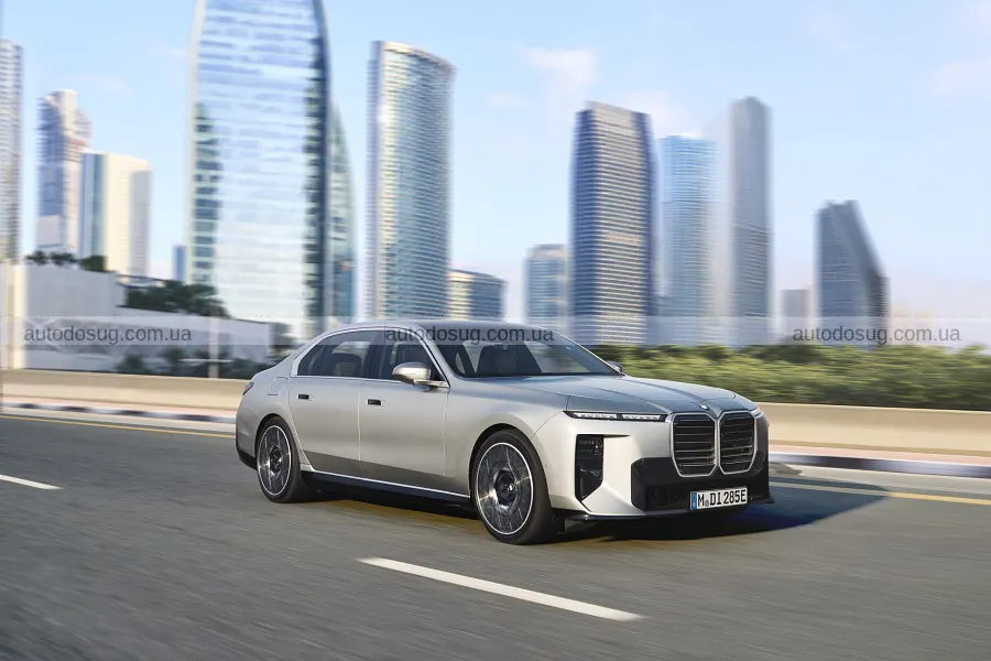 Оновлена BMW 7-Series показала, куди рухається марка