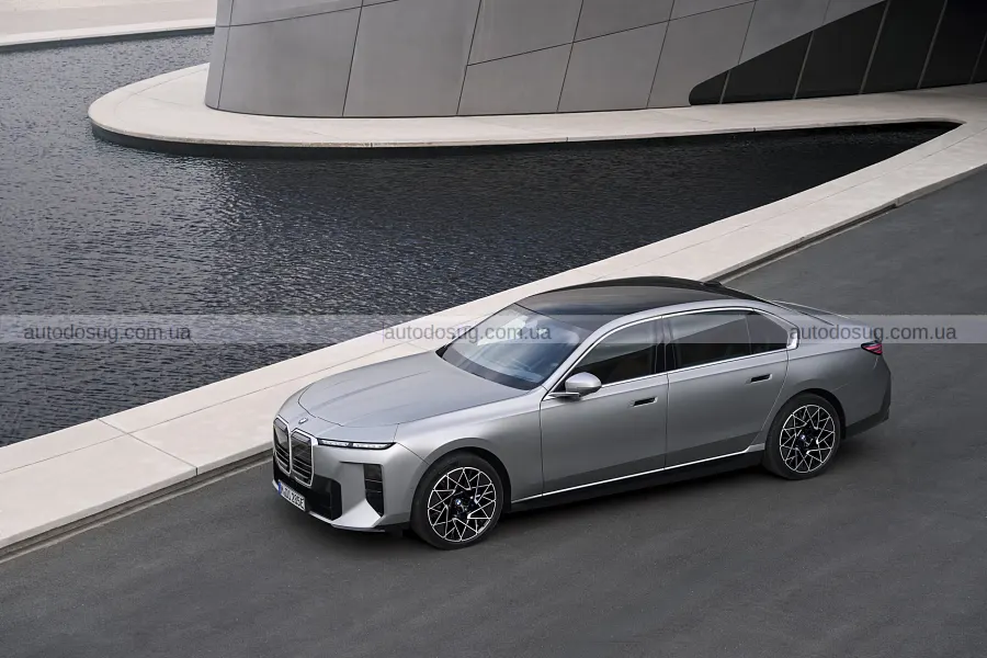 Оновлена BMW 7-Series показала, куди рухається марка