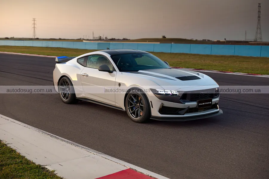 Особливий Mustang Dark Horse приїде в Австралію