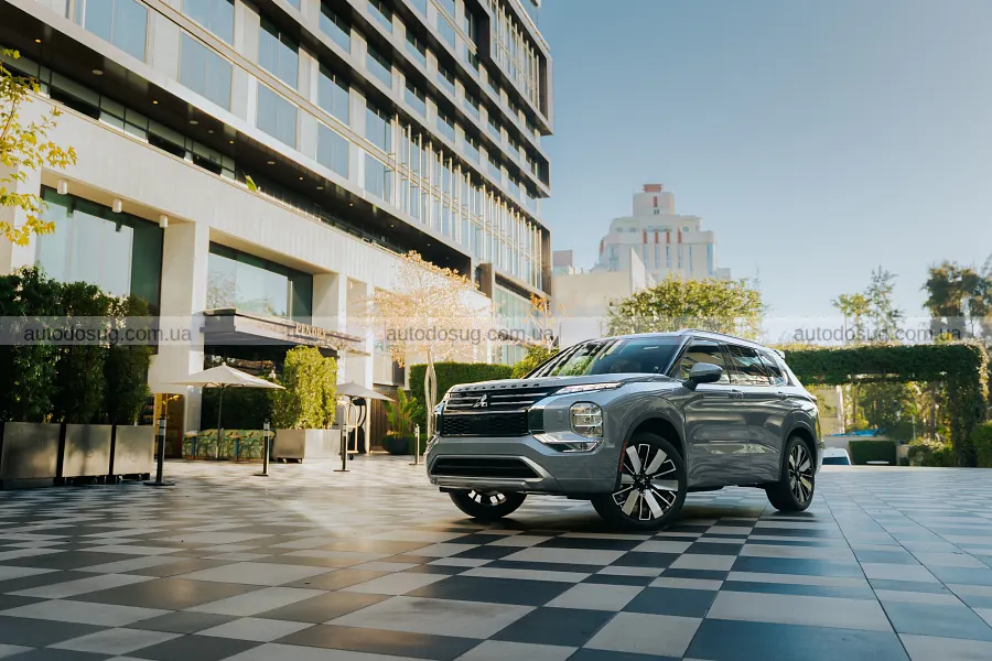 Outlander змінив мотор, але витрачає не набагато менше