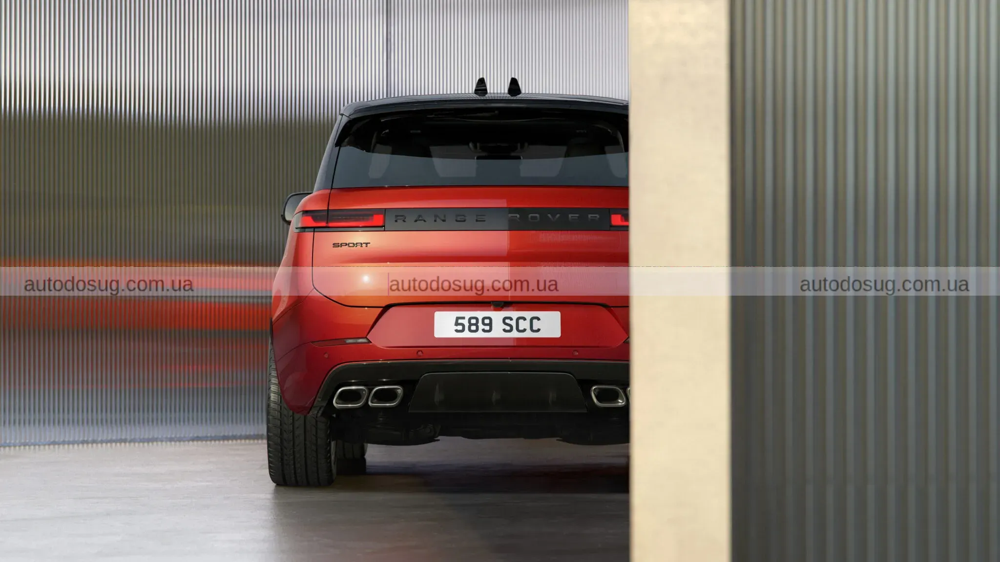 Range Rover Sport святкує 20 років і виходить у новій помаранчевій ретро-версії