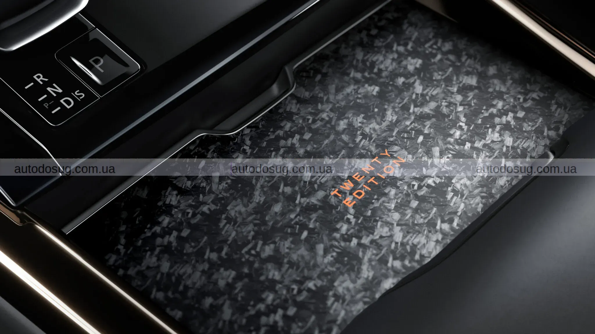 Range Rover Sport святкує 20 років і виходить у новій помаранчевій ретро-версії