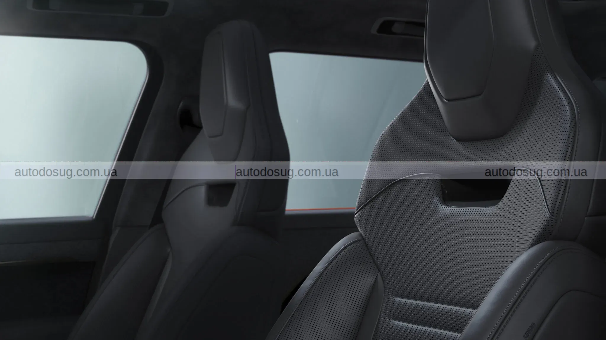 Range Rover Sport святкує 20 років і виходить у новій помаранчевій ретро-версії