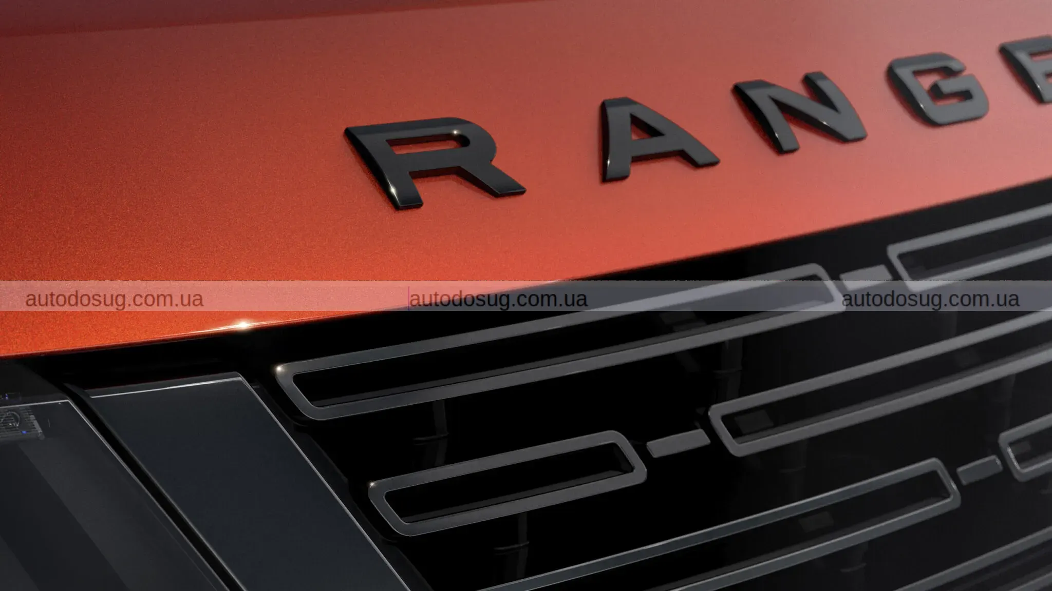 Range Rover Sport святкує 20 років і виходить у новій помаранчевій ретро-версії