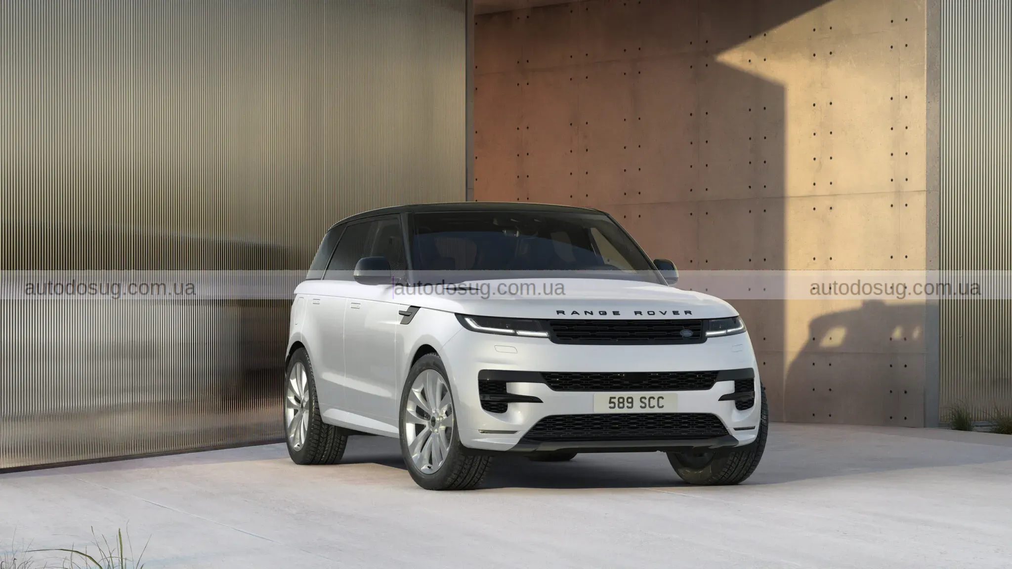 Range Rover Sport святкує 20 років і виходить у новій помаранчевій ретро-версії