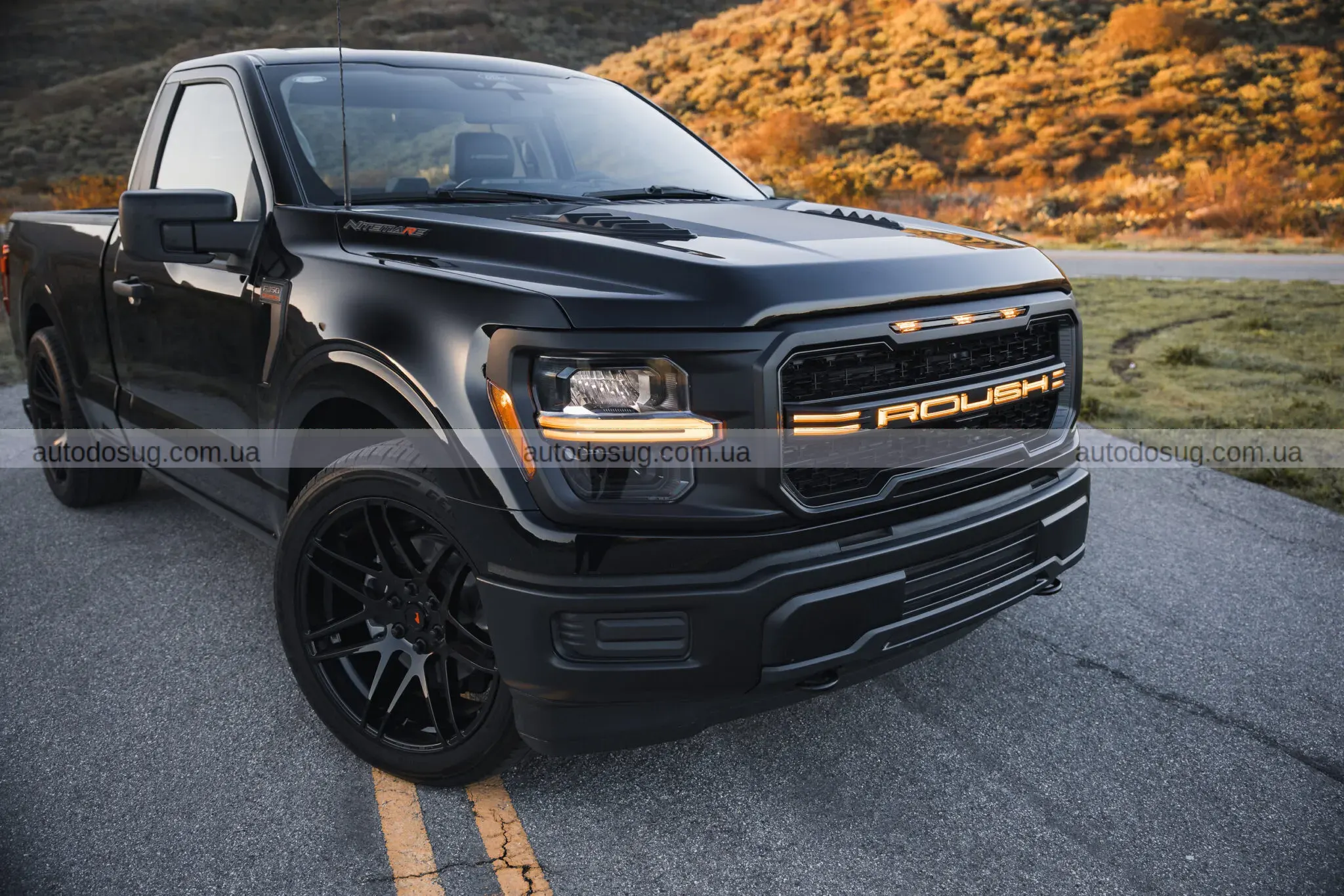 Roush створив нічний кошмар і цей пікап рве асфальт