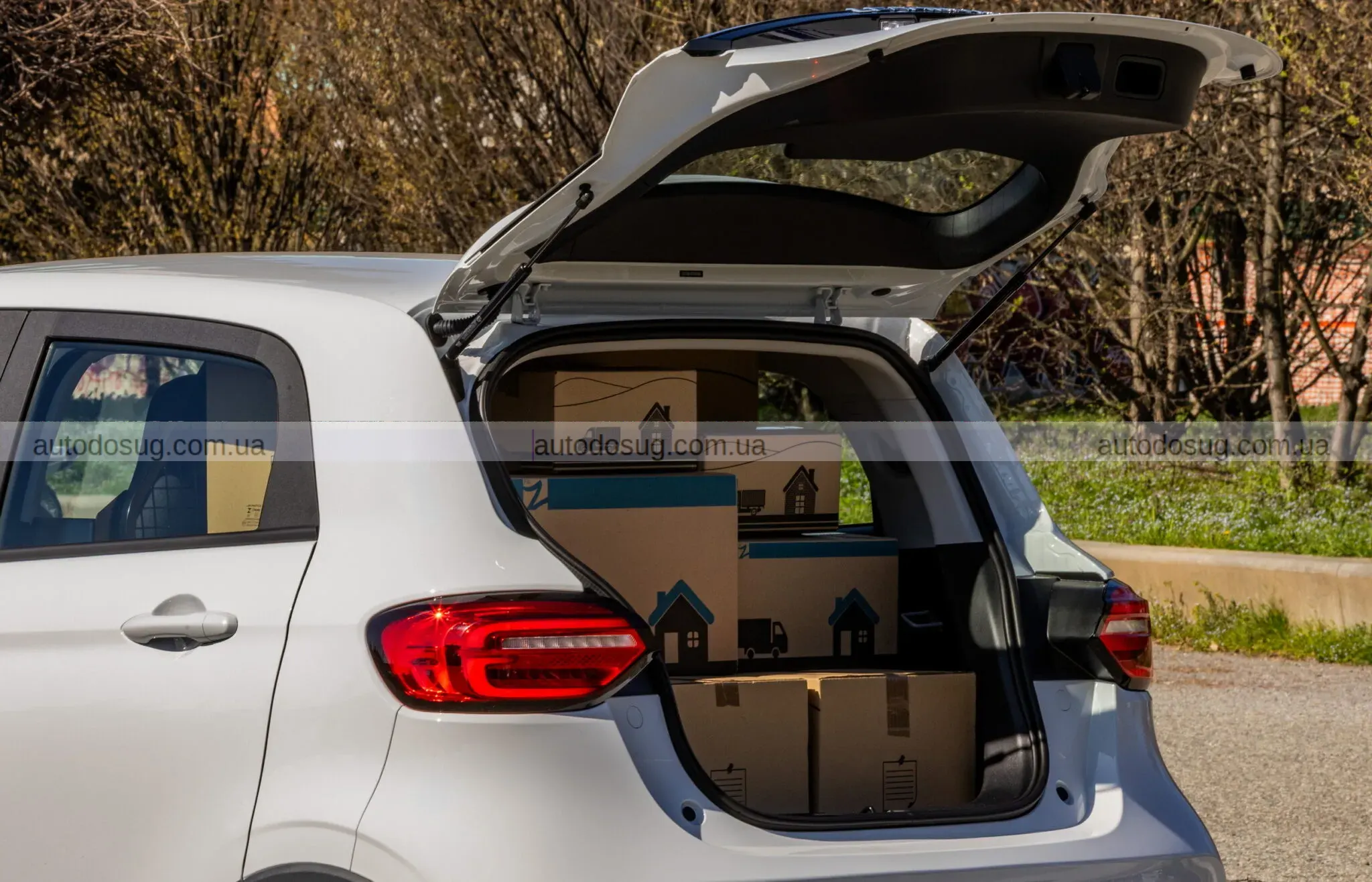 Stellantis перетворює Leapmotor T03 на міський фургон