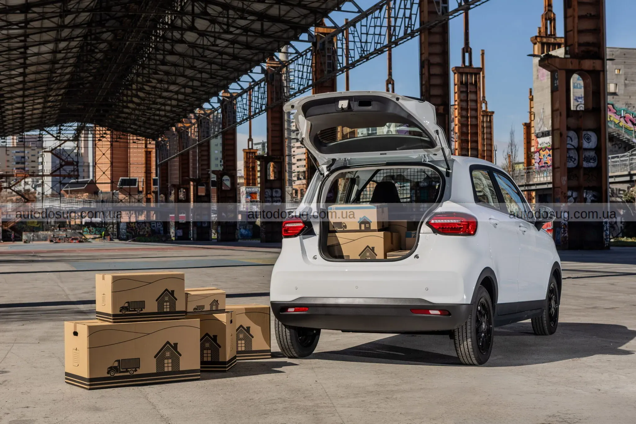 Stellantis перетворює Leapmotor T03 на міський фургон