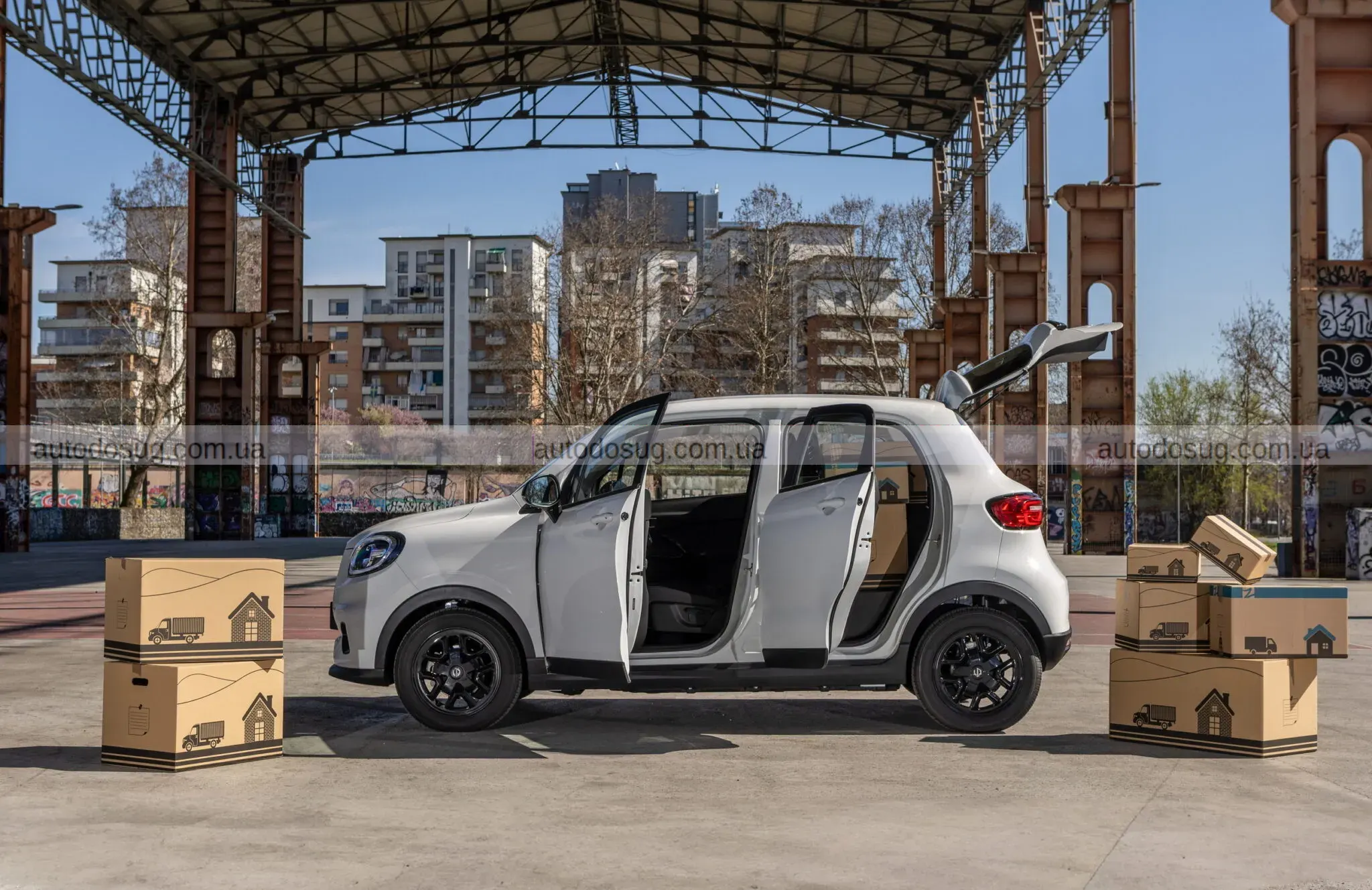 Stellantis перетворює Leapmotor T03 на міський фургон