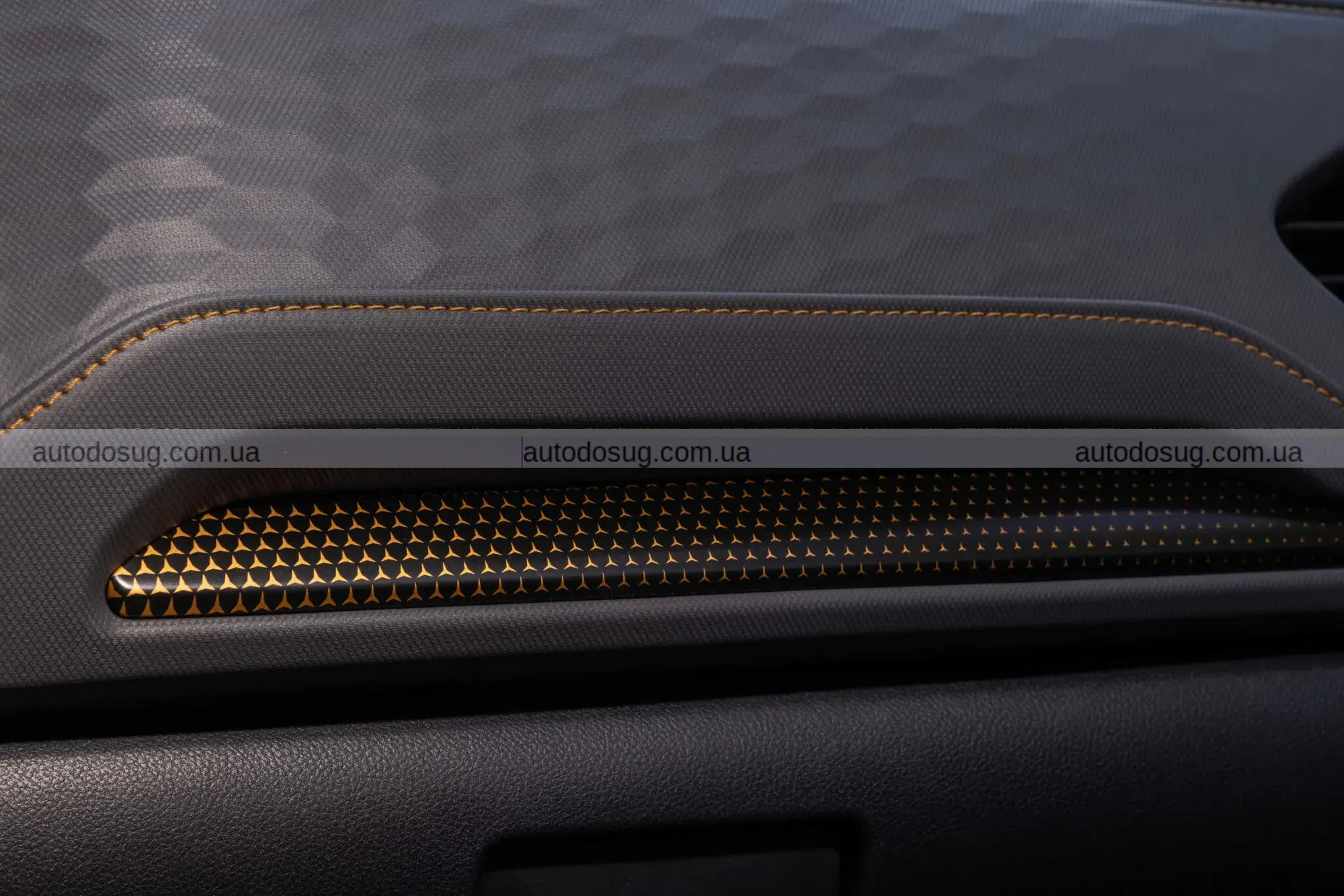 Subaru Forester отримав гібрид і став ще ближчим до бездоріжжя