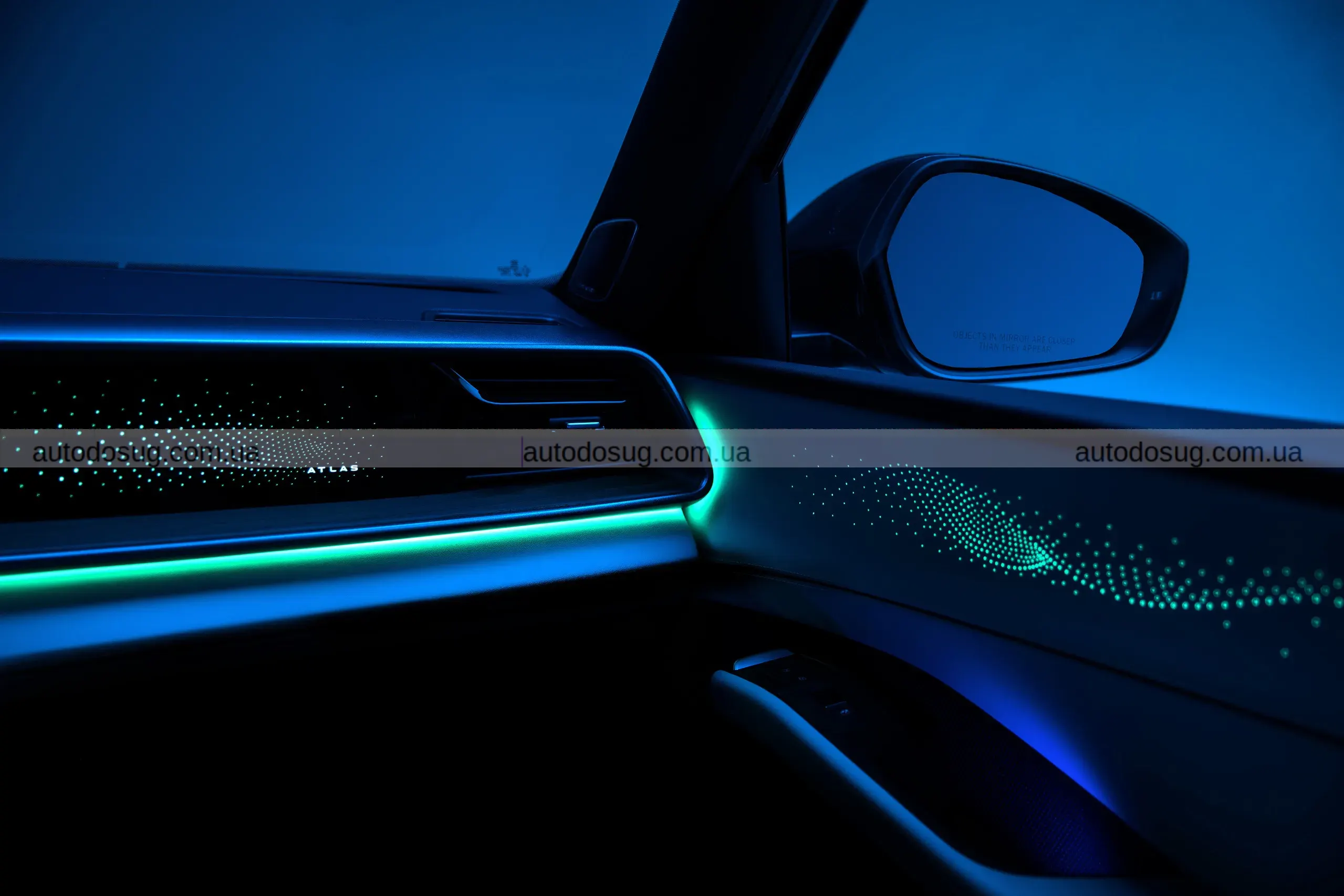 Volkswagen Atlas змінюється до невпізнаваності