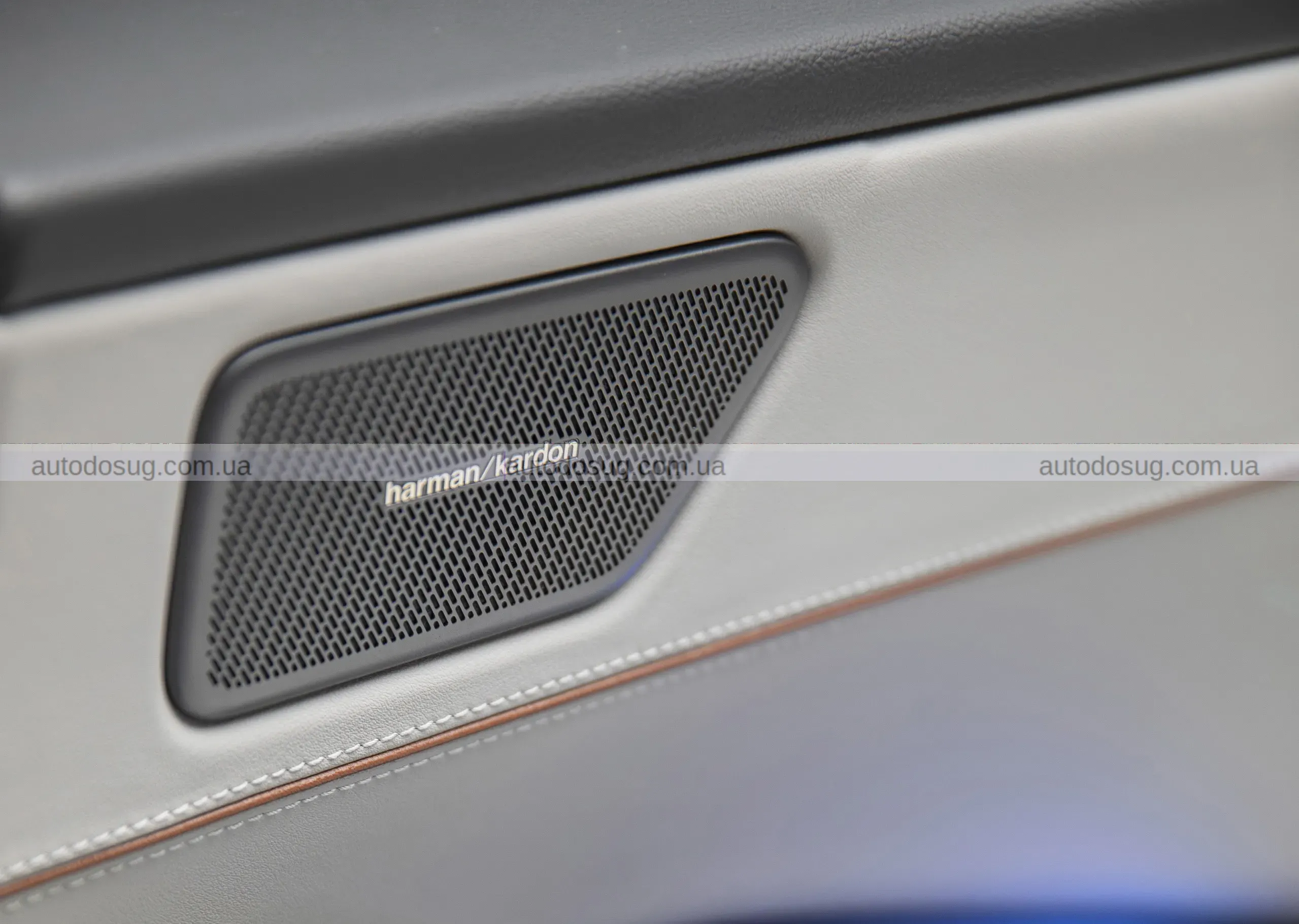 Volkswagen Atlas змінюється до невпізнаваності