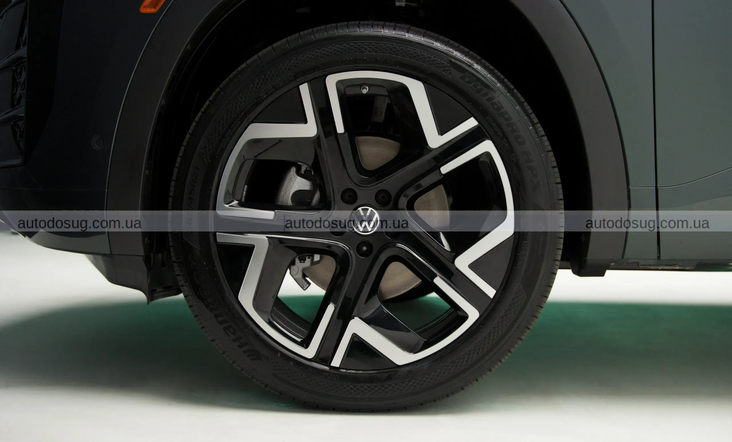 Volkswagen Atlas змінюється до невпізнаваності