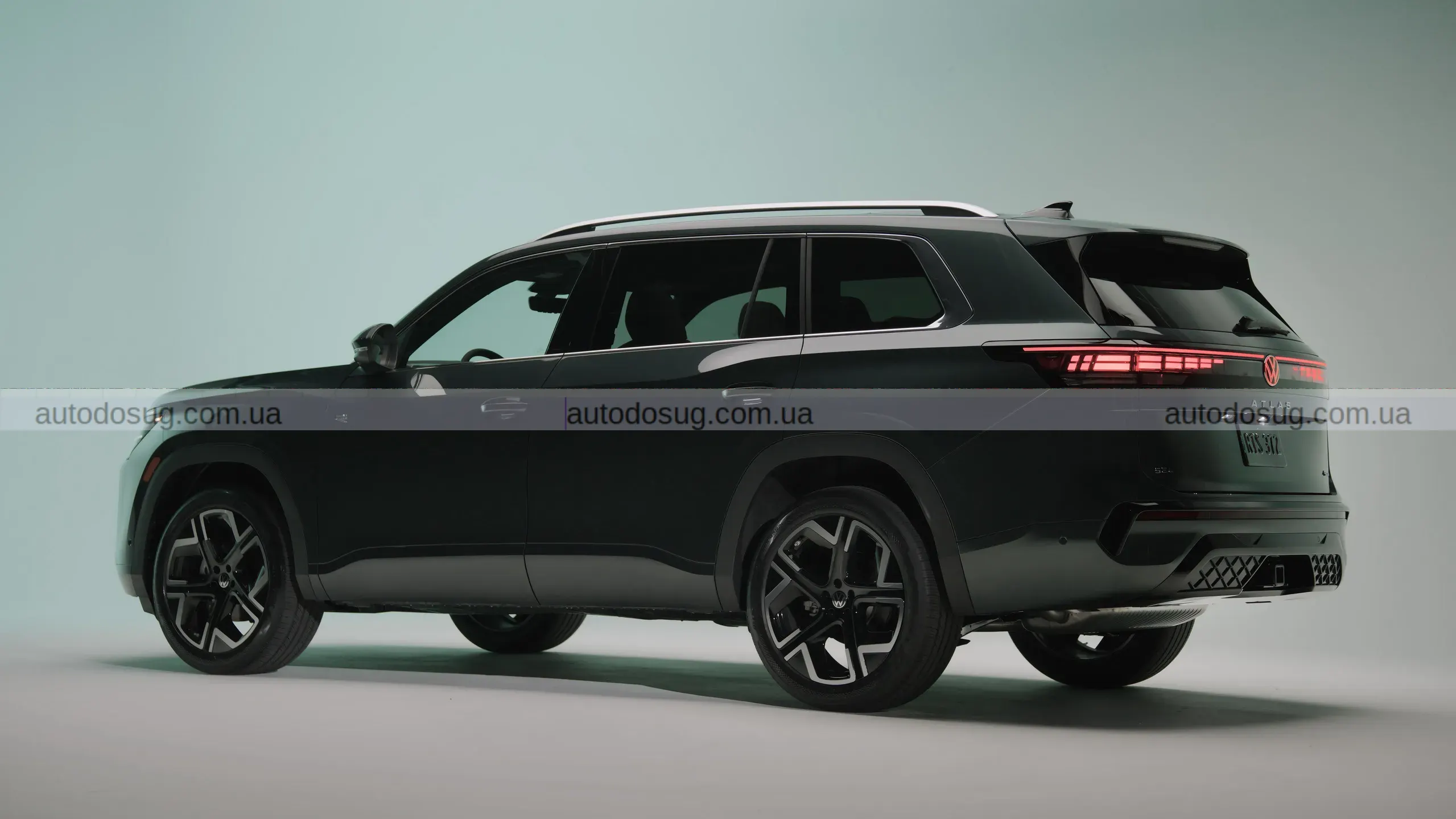 Volkswagen Atlas змінюється до невпізнаваності