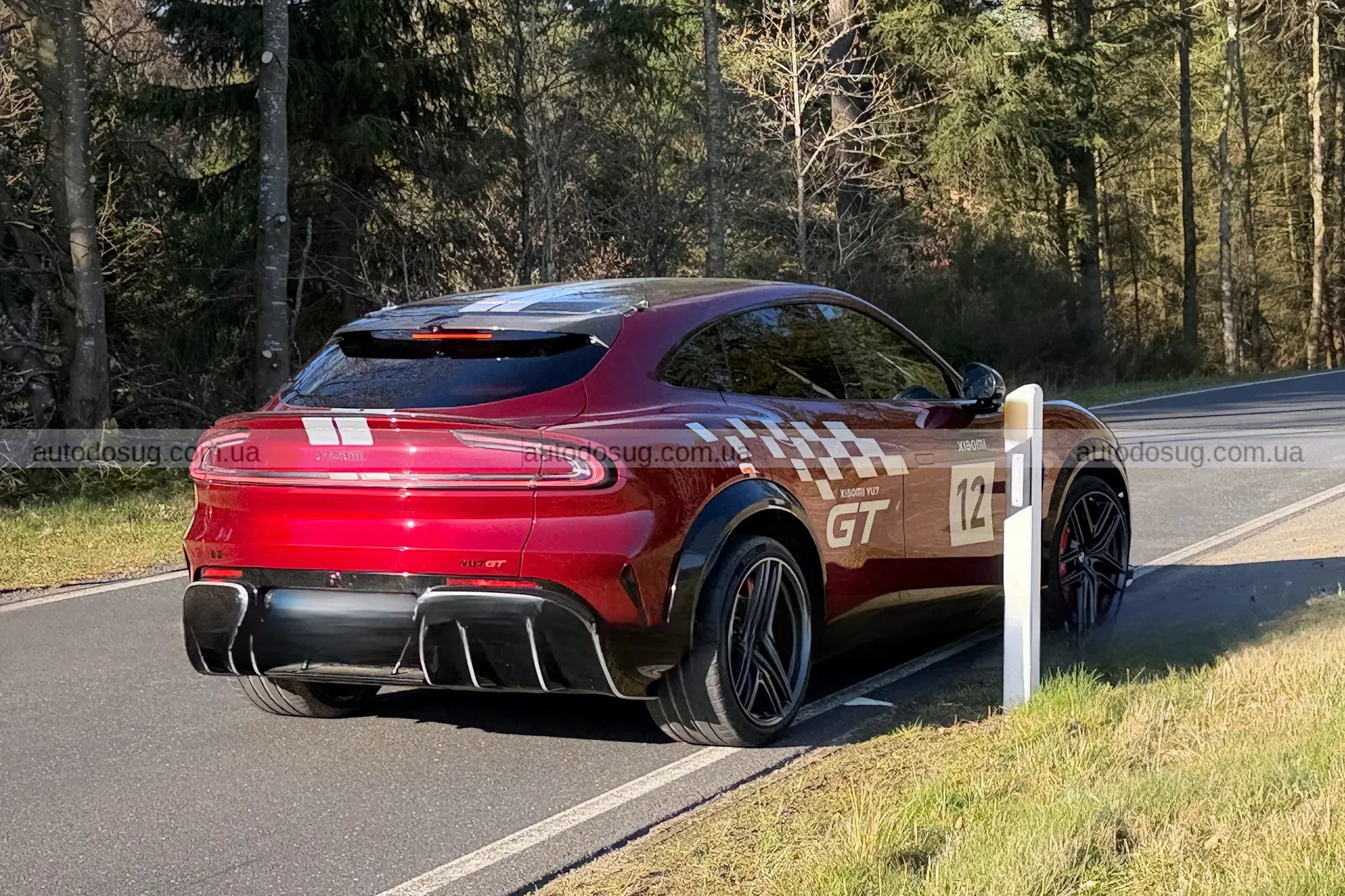 Xiaomi готує електрокросовер, який кидає виклик Porsche