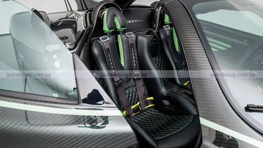 Алонсо поповнив гараж рідкісним Pagani Zonda