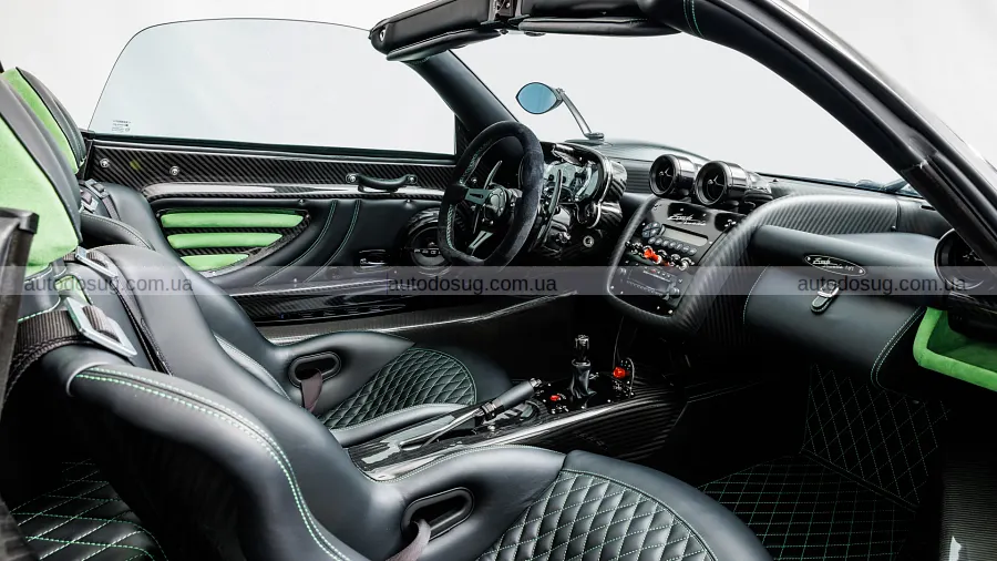 Алонсо поповнив гараж рідкісним Pagani Zonda