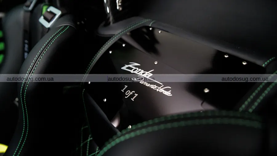 Алонсо поповнив гараж рідкісним Pagani Zonda