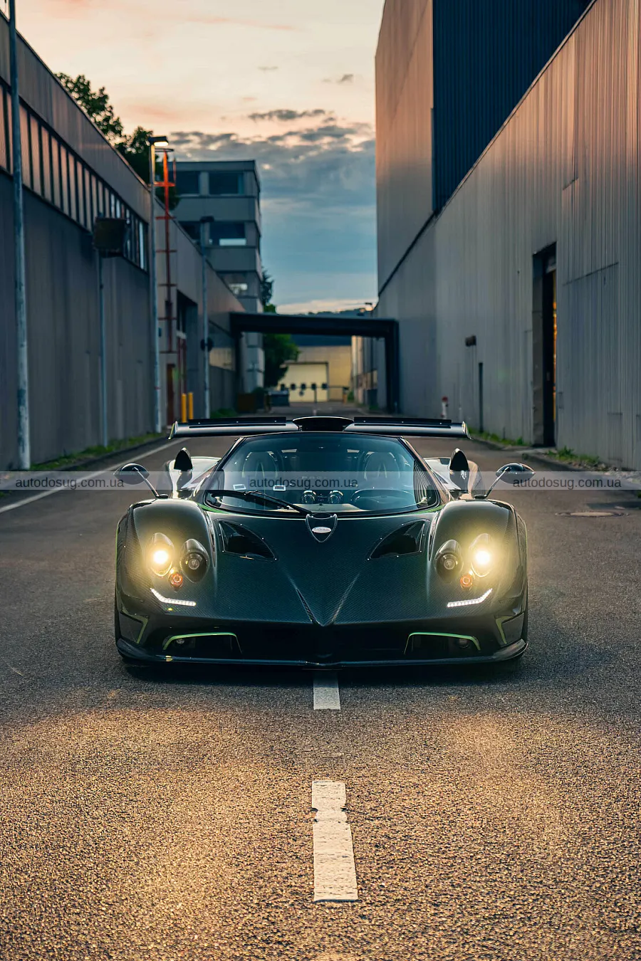Алонсо поповнив гараж рідкісним Pagani Zonda