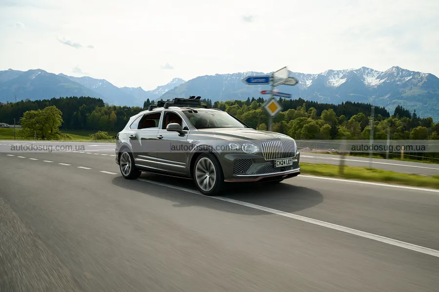 Bentley показала Bentayga Chalet Edition з Gstaad Guy