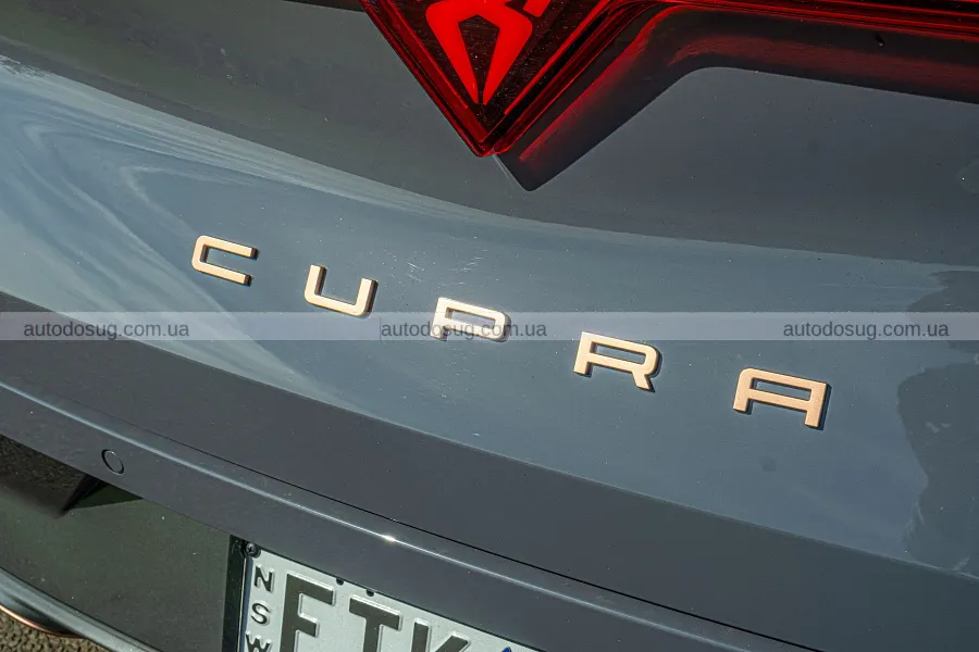 Cupra Leon Sportstourer вразив стилем і ходом