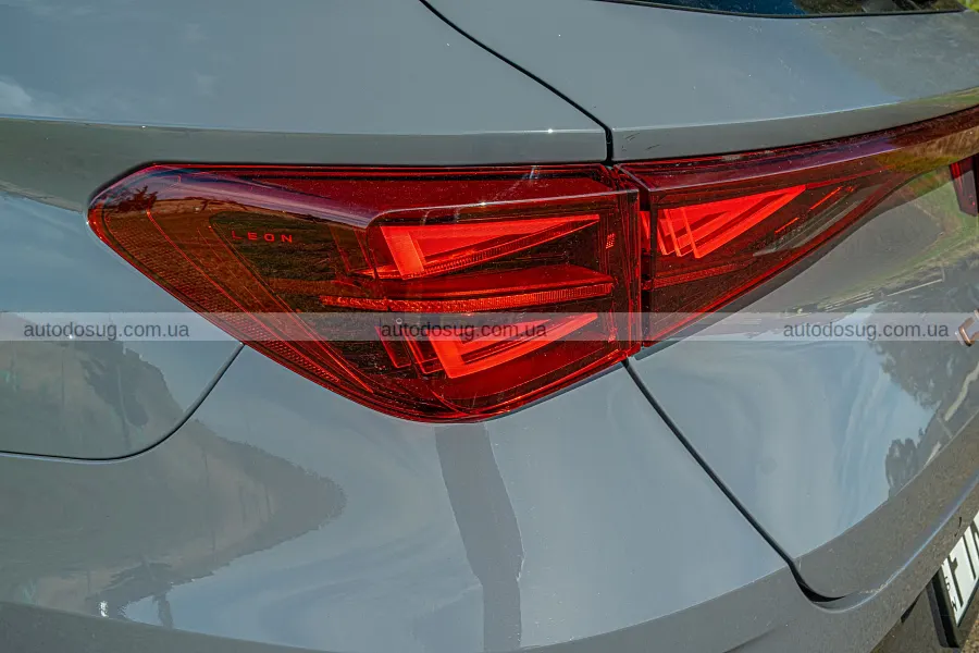 Cupra Leon Sportstourer вразив стилем і ходом