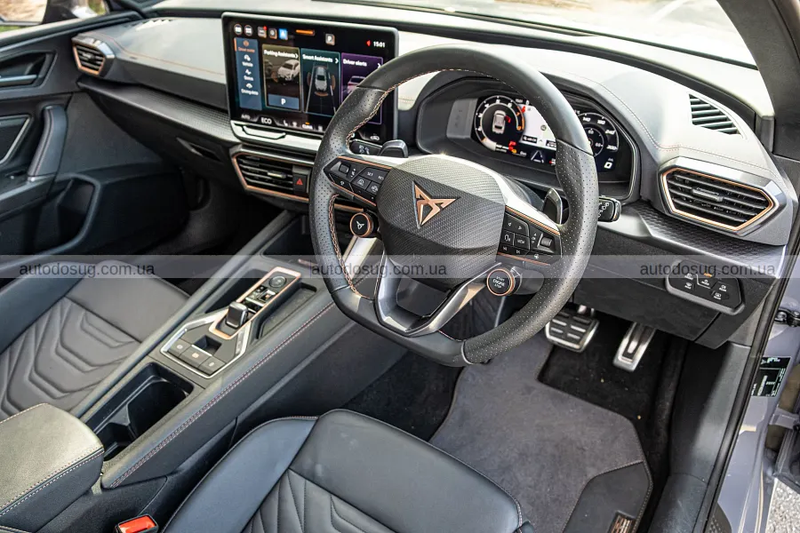 Cupra Leon Sportstourer вразив стилем і ходом
