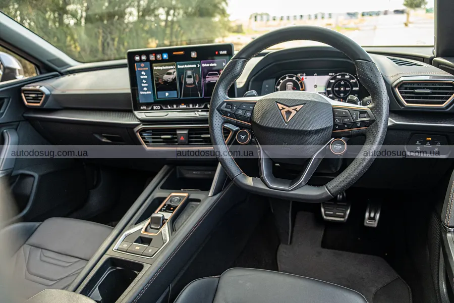 Cupra Leon Sportstourer вразив стилем і ходом