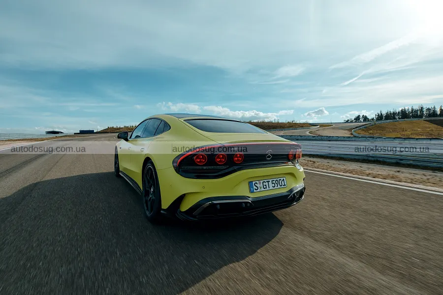 Електричний Mercedes-AMG GT вразив 1153 силами