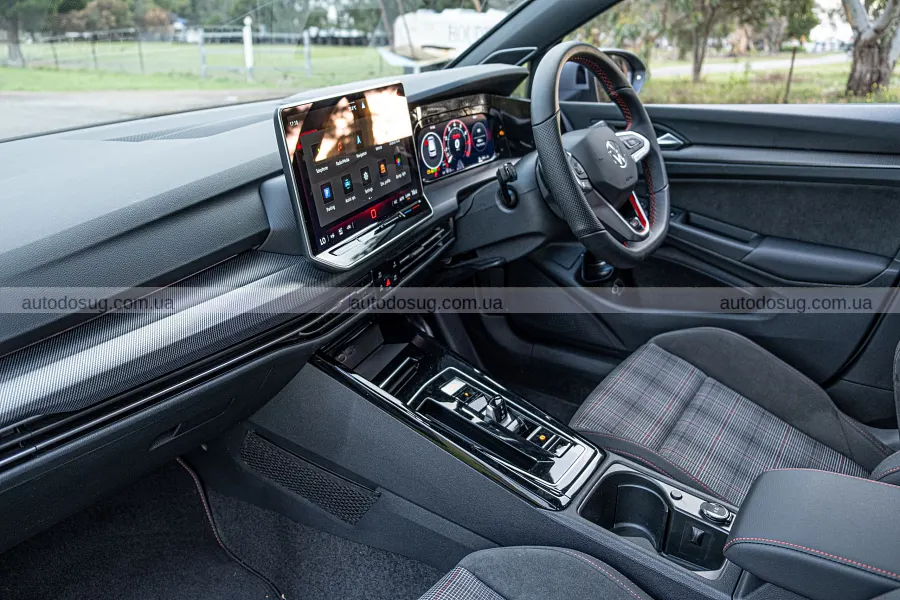 Golf GTI знову повернув собі азарт