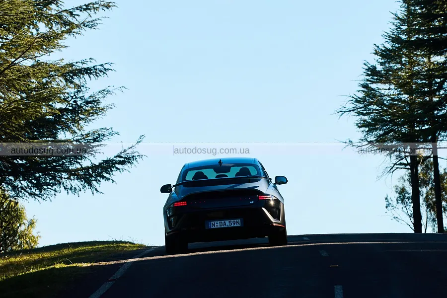 Hyundai Ioniq 6 N показав, що вміє на треку
