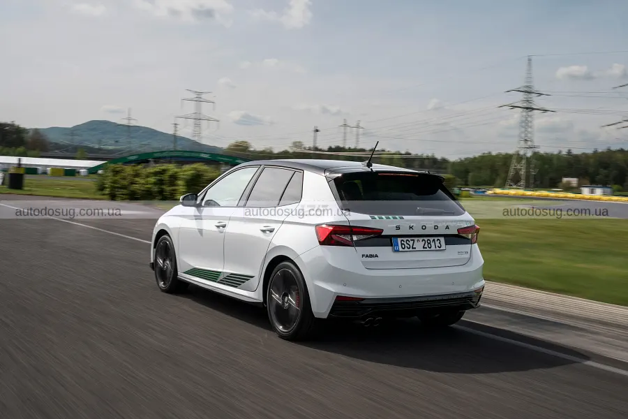 Ювілейна Skoda Fabia отримала версію Motorsport