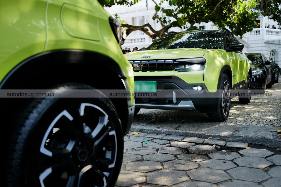 Jeep освіжив Avenger і наблизив його до Compass