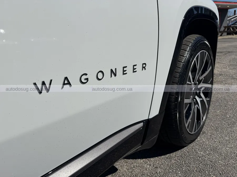 Jeep Wagoneer S обвалився в ціні після 91 милі