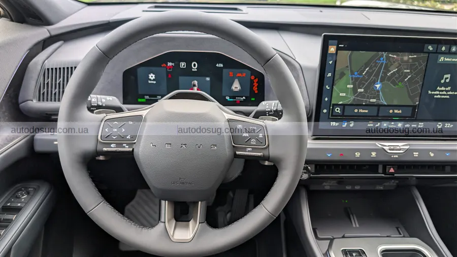 Lexus TZ робить ставку на тишу, а не на брутальність