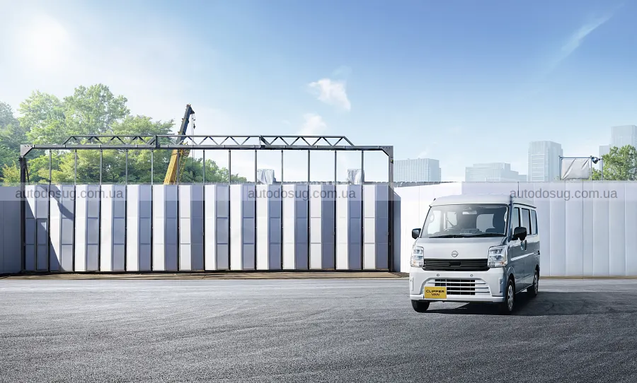 Nissan освіжив Clipper і додав ліжко для кемпінгу