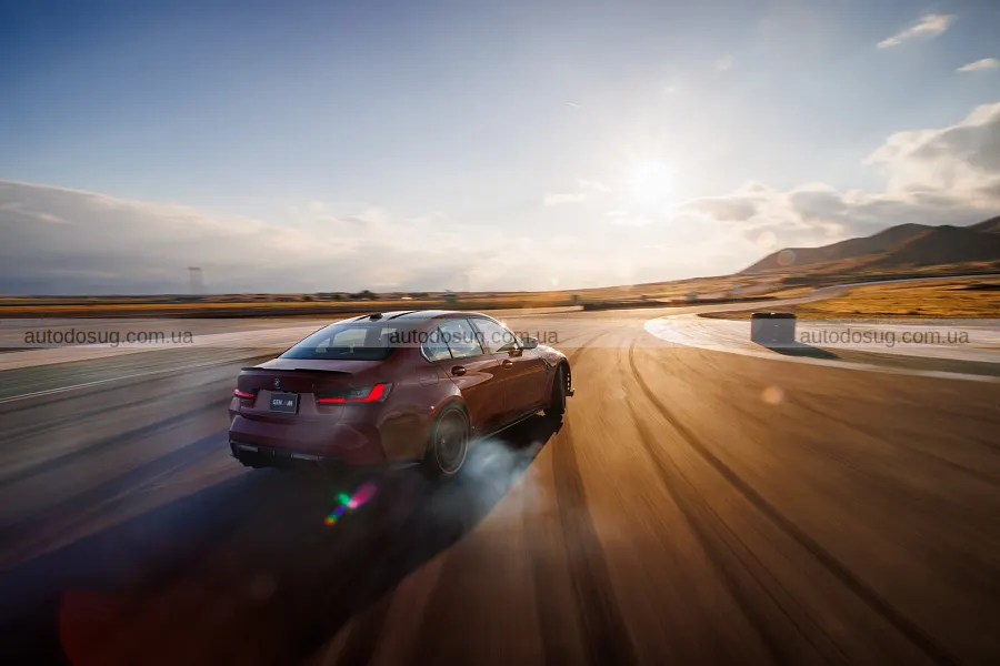 Нова BMW M3 CS отримала «механіку» і менше сил