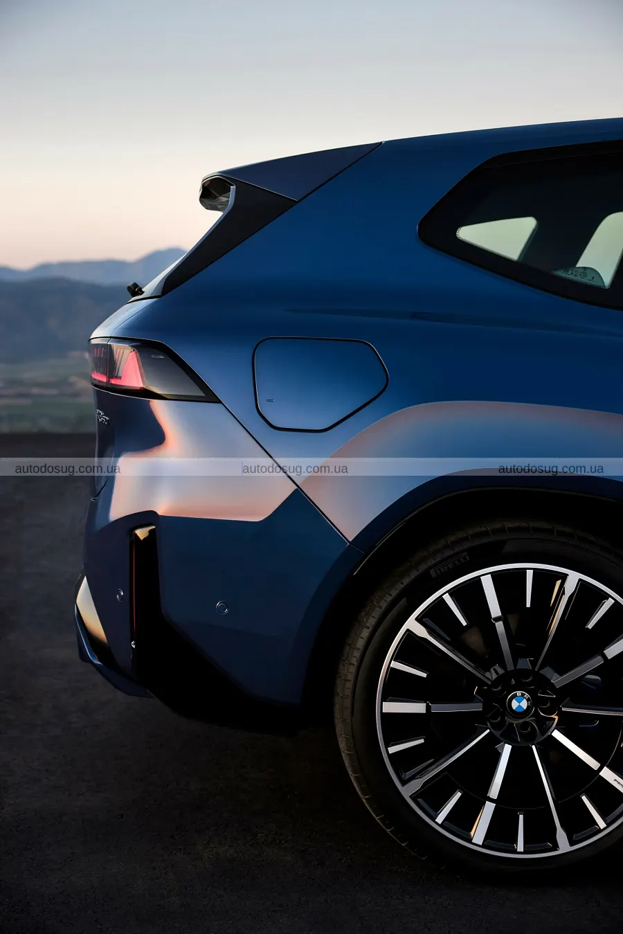 Новий BMW iX3 виявився дешевшим за X3 M50