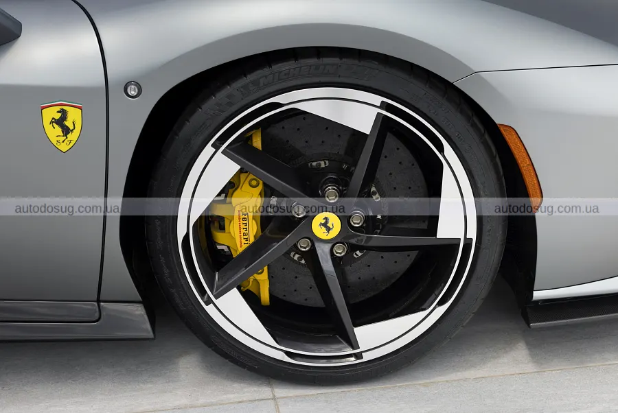 Новий Ferrari HC25 натякнув на дизайн майбутнього