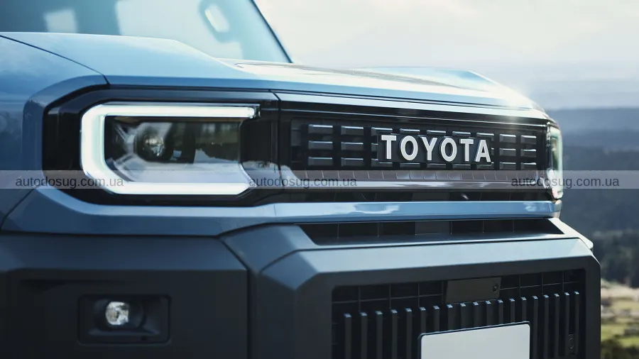 Новий Land Cruiser FJ зрівнявся в ціні з RAV4