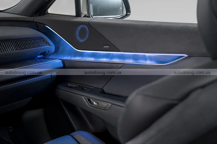 Новий Lexus TZ поєднав тишу салону і звук V10