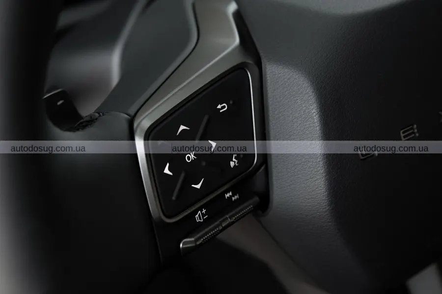 Новий Lexus TZ поєднав тишу салону і звук V10