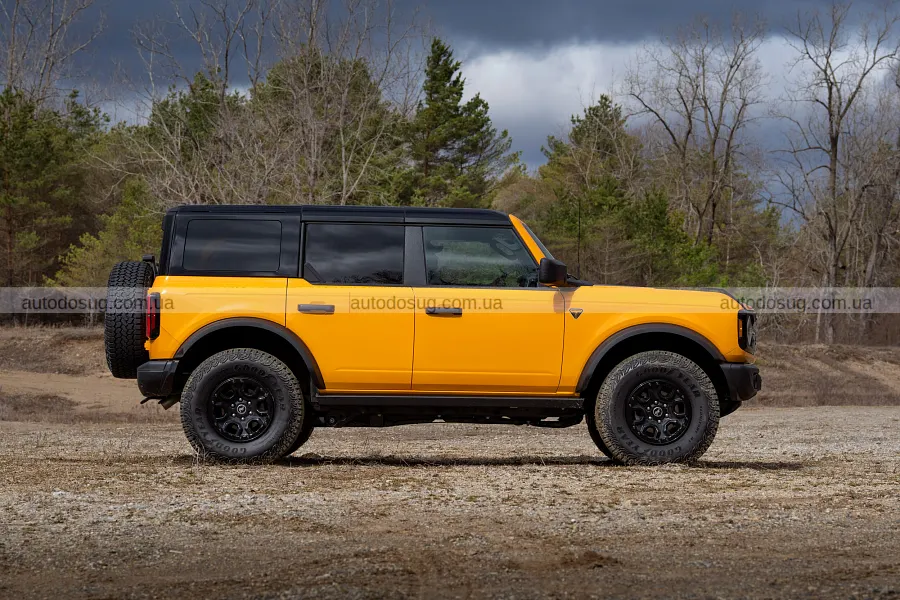 Проблеми з дахом змусили Ford відкликати Bronco