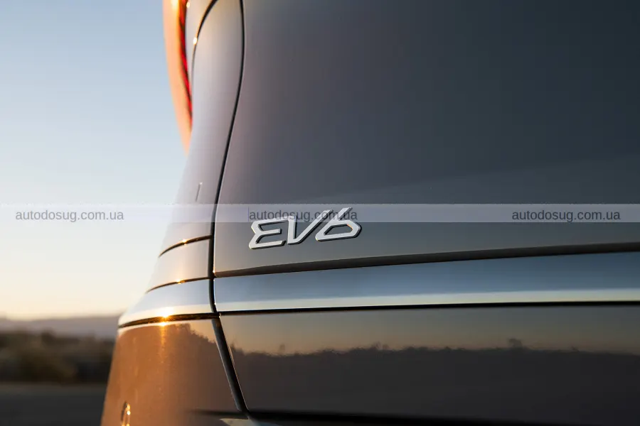 Продажі Kia EV6 просіли, і ціни одразу знизили